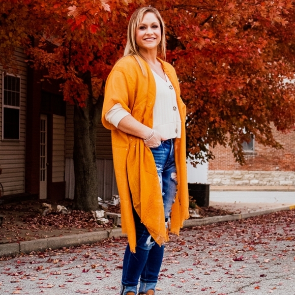 NWT Golden Striped Sequenced Raw Hem Kimono - Picture 4 of 5